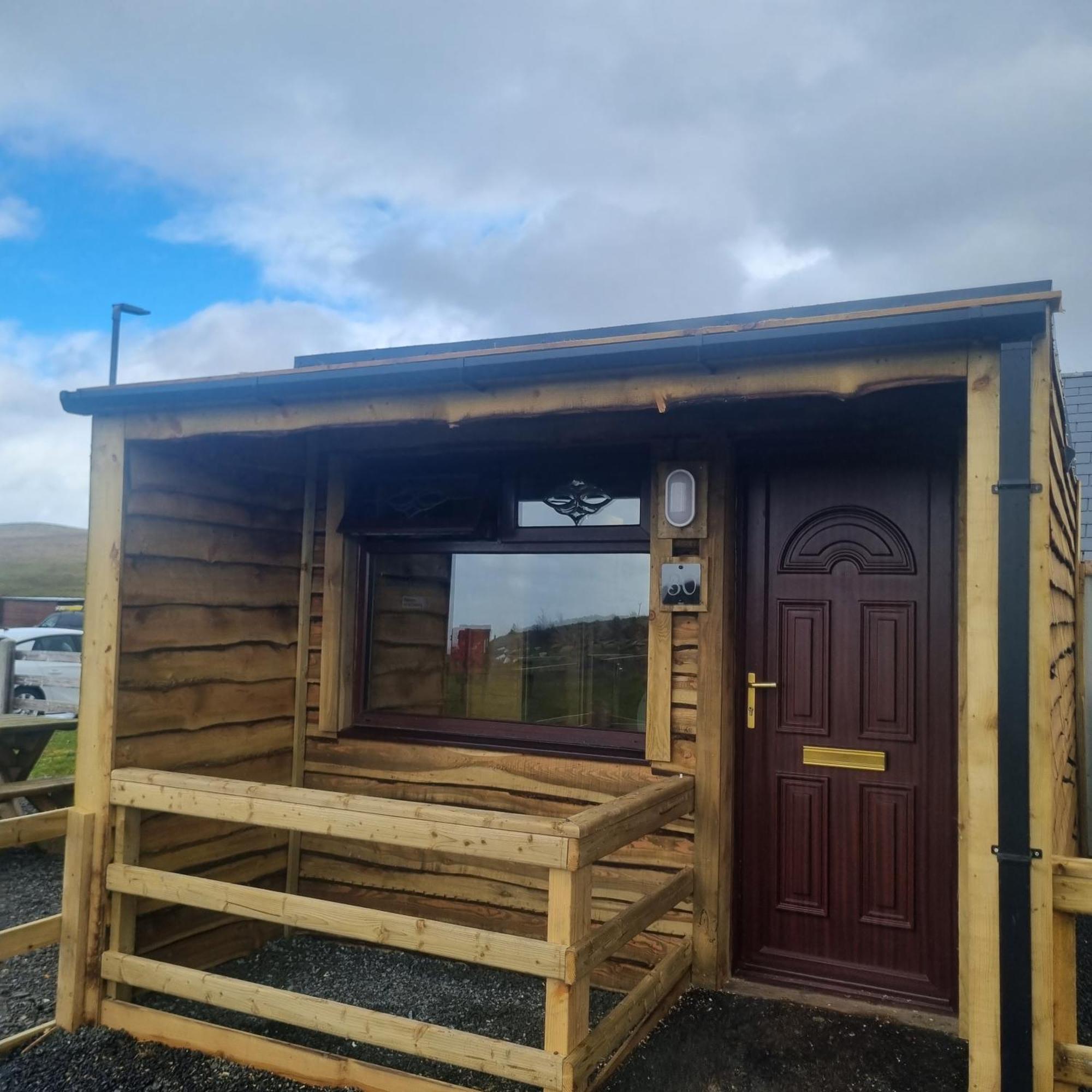 Standing Stones Lodge Belfast Exterior photo