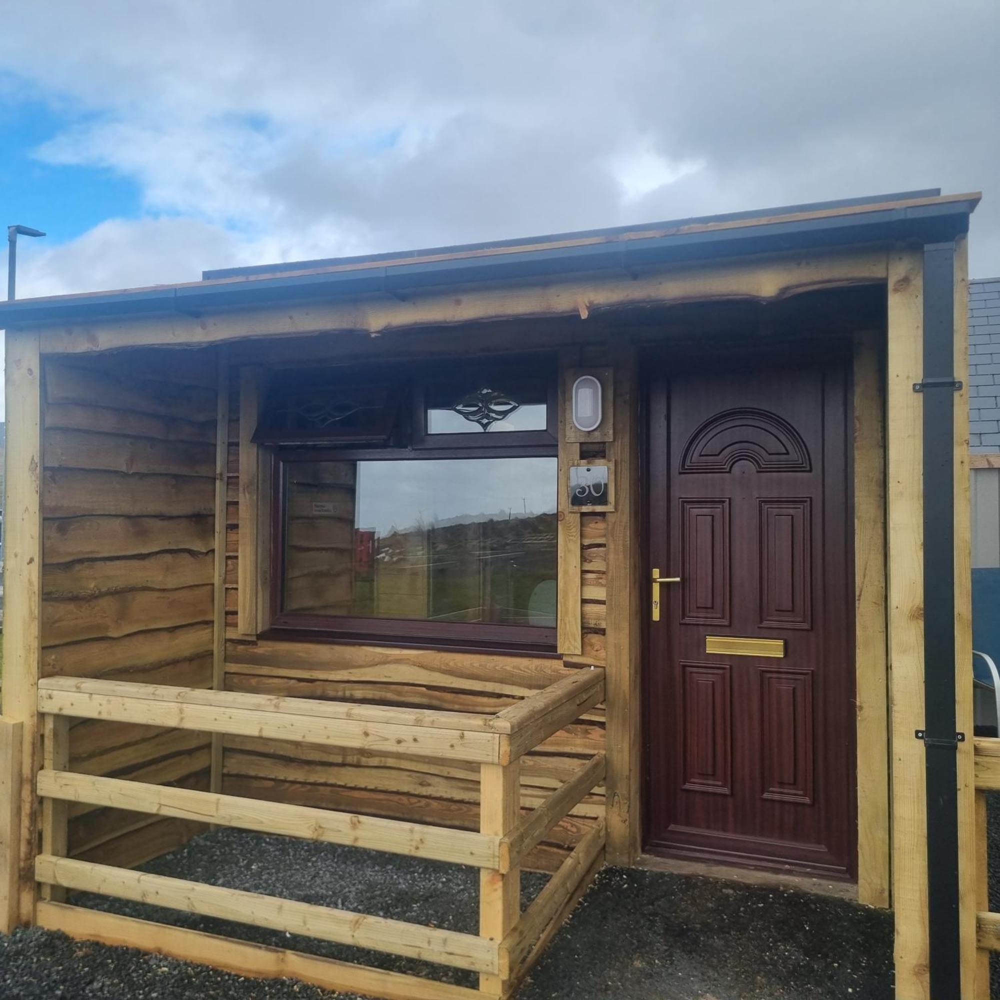 Standing Stones Lodge Belfast Exterior photo